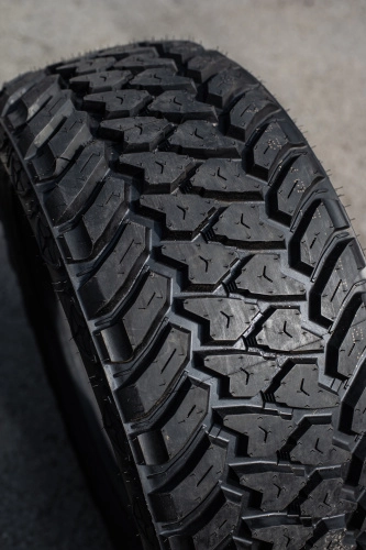фото протектора и шины Terramax M/T Шина Sailun Terramax M/T 265/70 R17 121/118Q