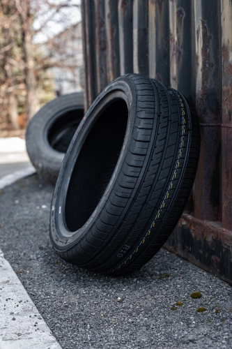 фото протектора и шины ULTRA ARZ5 Шина Arivo ULTRA ARZ5 275/45 R21 110W